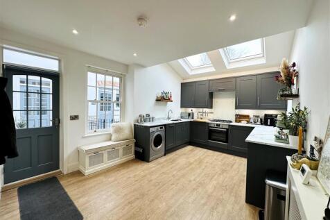 Kitchen Diner / Living Room