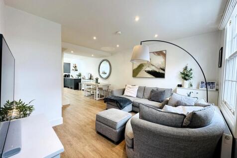 Kitchen Diner / Living Room