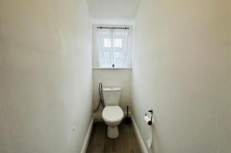 FF WC