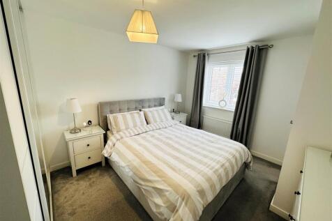 Bedroom1.jpg