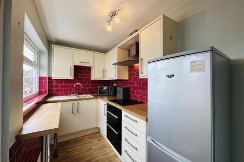 Kitchen 1.jpg