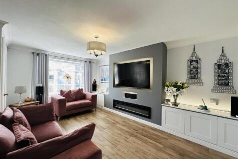 lounge 2.jpg