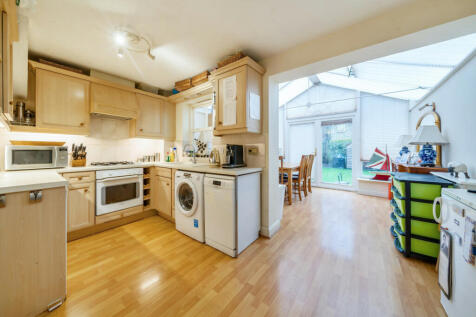 Kitchen/Conservatory