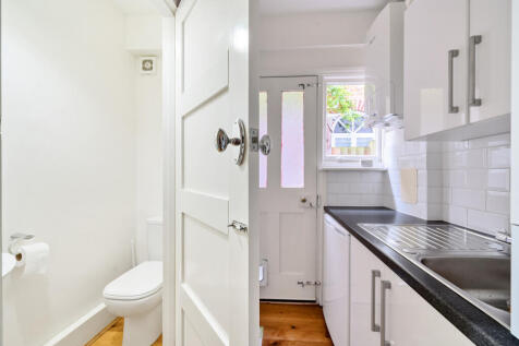Cloakroom/Utility