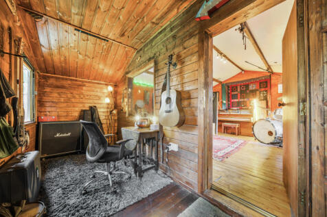 Outbuilding
