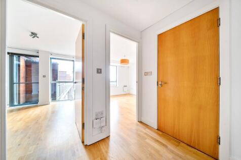 Entrance/Hallway
