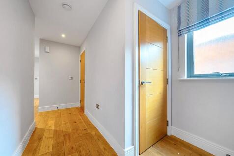 Entrance/Hallway