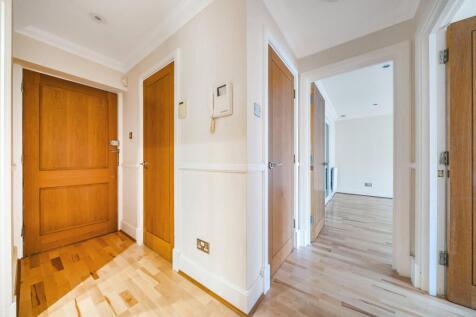 Entrance/Hallway