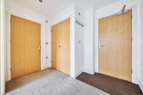 Entrance/Hallway