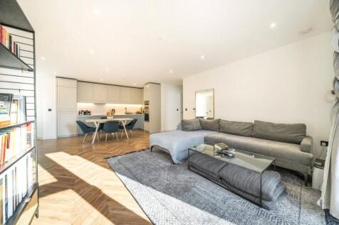 Sitting Room/Kitchen