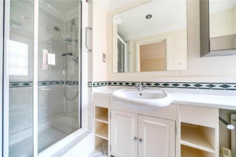 2nd En-Suite