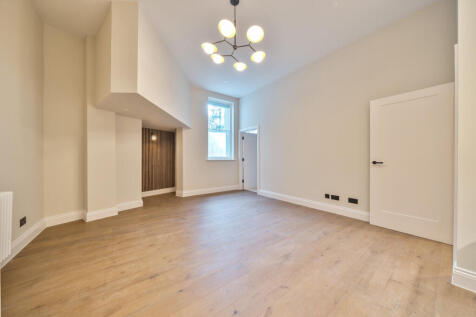 Living Room/Kitchen