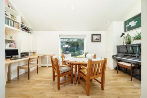Breakfast Room/Study