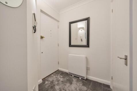 Entrance/Hallway