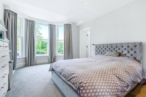 Mater Bedroom