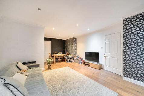 Kitchen/Sitting Room