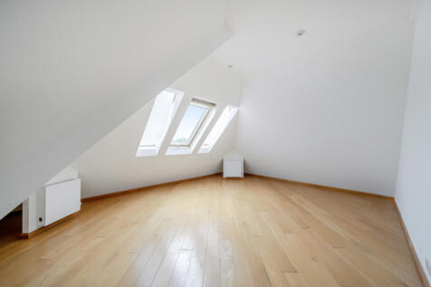 1374645-11-692dd4...