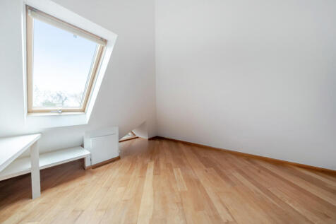 1374645-12-692dd4...