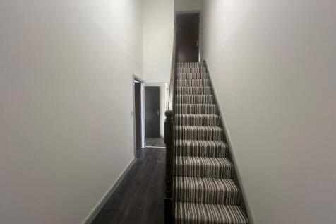 drake street 19 duplex.jpg