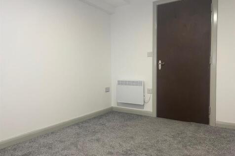 drake street 12 bed.jpg