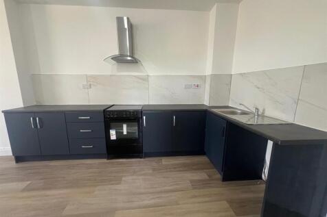 flat 3 kitchen.jpg