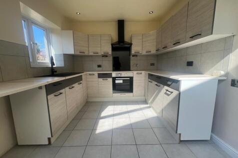 stanhill kitchen.jpg