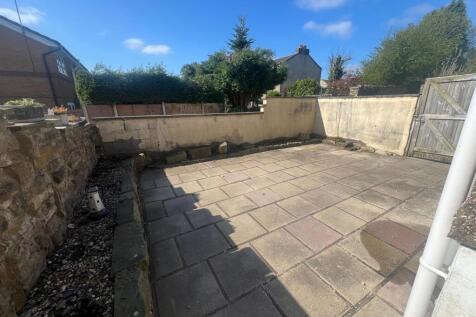 stanhill rear yard.jpg