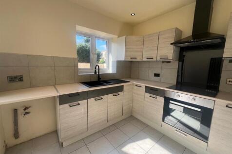 stanhill kitchen1.jpg