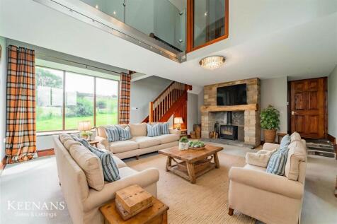 1 - Living Room - Farmhouse - 0.jpg