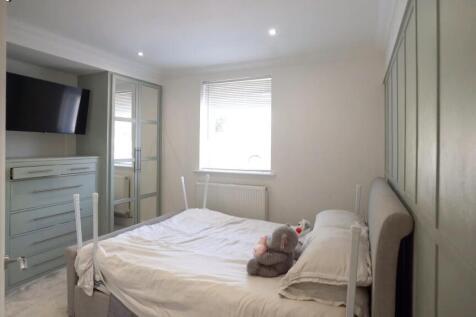 4 Ballards Green-extra1.jpg