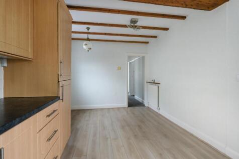 OAKLEY GARDENS, (13).jpg