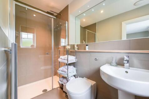 MANGGOLIA DRIVE, (25).jpg