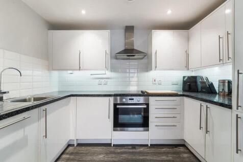 BISHOPS HOUSE, FLAT (6).jpg