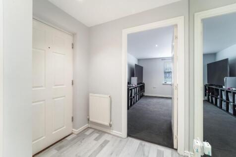 BISHOPS HOUSE, FLAT (9).jpg