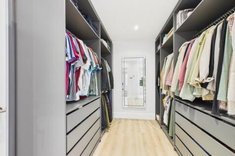 Dressing Room 3