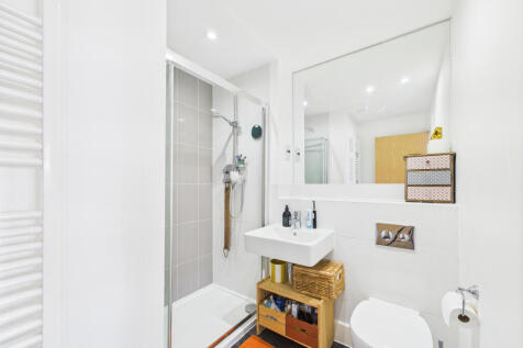 En Suite 1