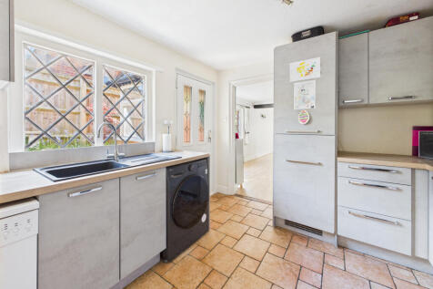 Kitchen 3
