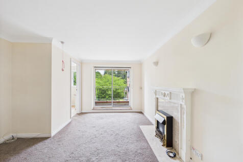 LIVING ROOM (1)