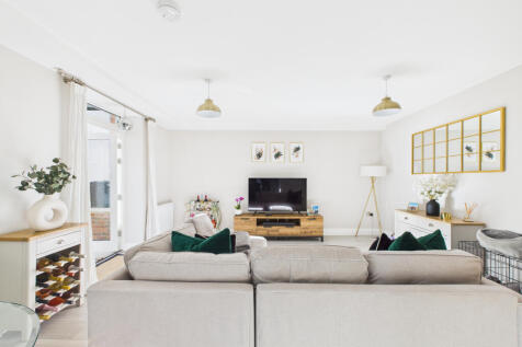 Living room 1