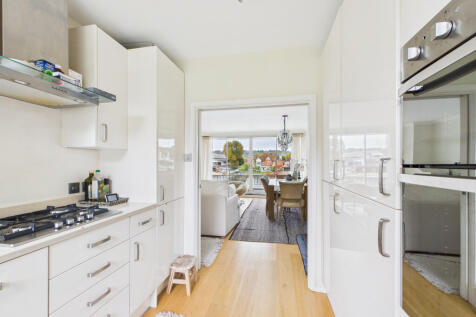 Kitchen 3