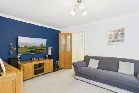 CAM01984G0-PR0527-STILL014