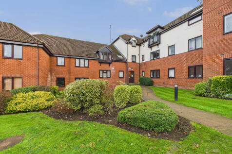 CAM01984G0-PR0533-STILL014