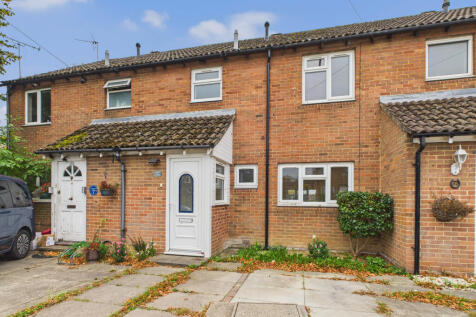 CAM02909G0-PR0502-STILL014