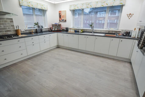 Kitchen-Diner-Lou...