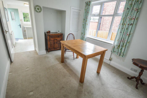 Breakfast Room