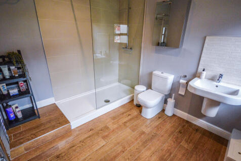 Ensuite Shower Ro...