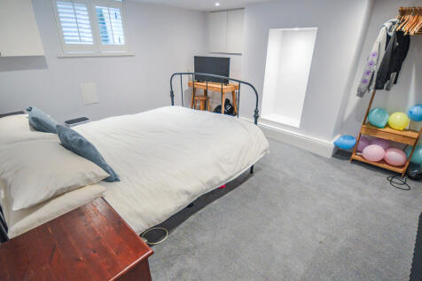 Home Office/Loung...