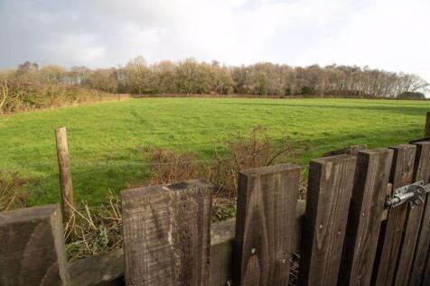 Countryside views to the rear