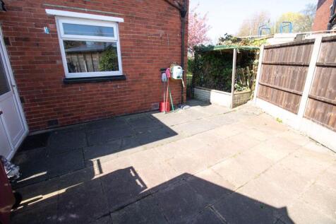 Rear Garden (Patio)
