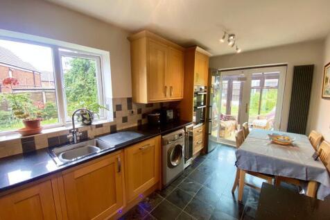 Dining/Kitchen
